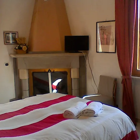 Отель La Mezzaluna Барга