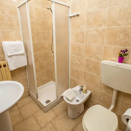 La Mezzaluna 2* Барга