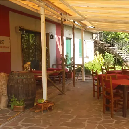 Отель La Mezzaluna