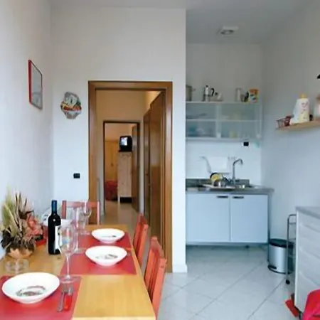 Отель La Mezzaluna 2*